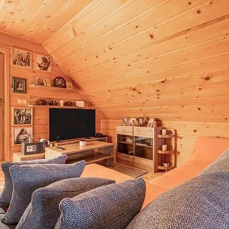 Log Forest Fairy And Log Native Chalet *