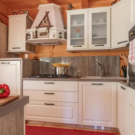 Chalet Vilinija Log Podcetrtek
