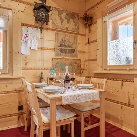 Vilinija Log Chalet Podcetrtek