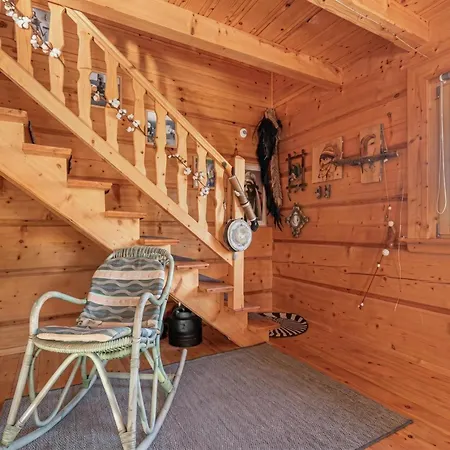 Vilinija Log Chalet